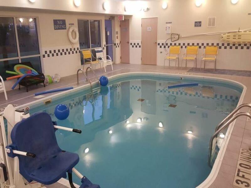 Baymont By Wyndham Tulsa Hotel Екстериор снимка