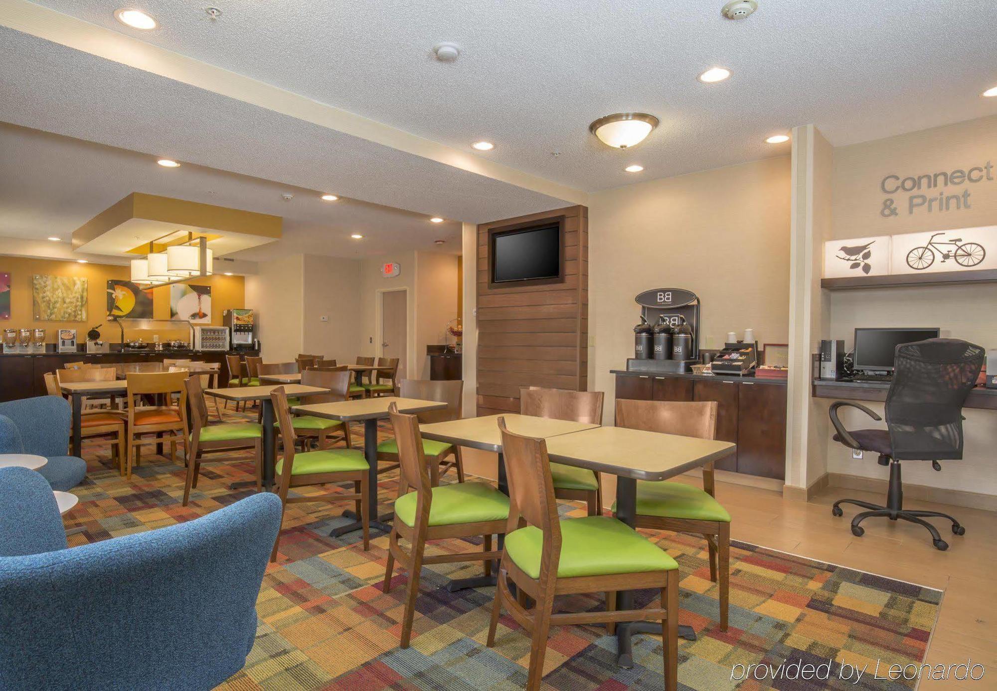 Baymont By Wyndham Tulsa Hotel Екстериор снимка