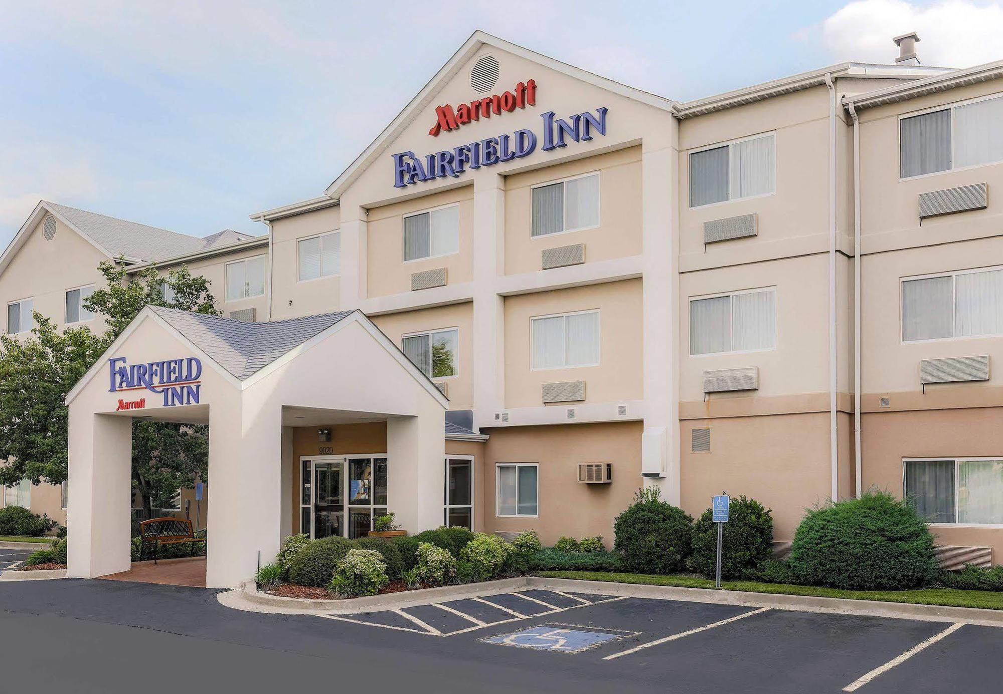 Baymont By Wyndham Tulsa Hotel Екстериор снимка