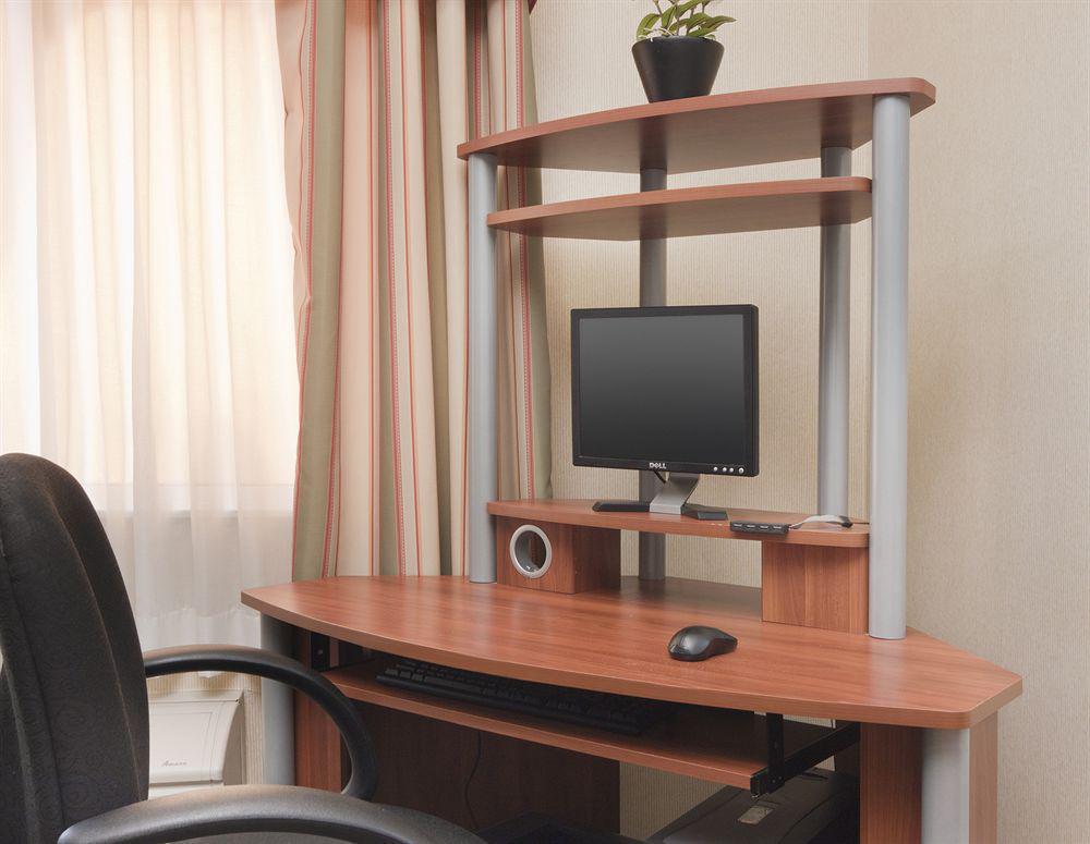 Baymont By Wyndham Tulsa Hotel Екстериор снимка